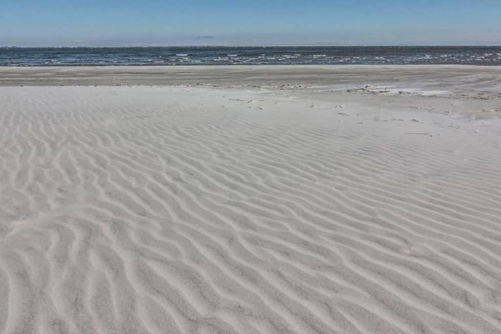 Pelican Point Unobstructed Beach Views Beach Access Out Back Door! Harbor Island Exteriér fotografie