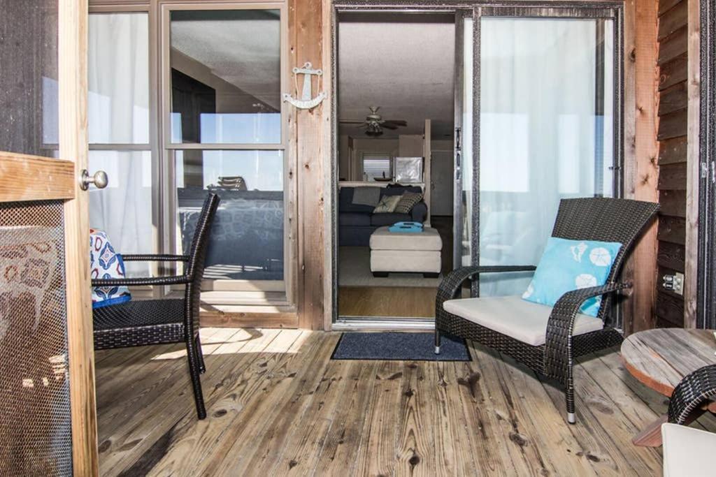 Pelican Point Unobstructed Beach Views Beach Access Out Back Door! Harbor Island Exteriér fotografie