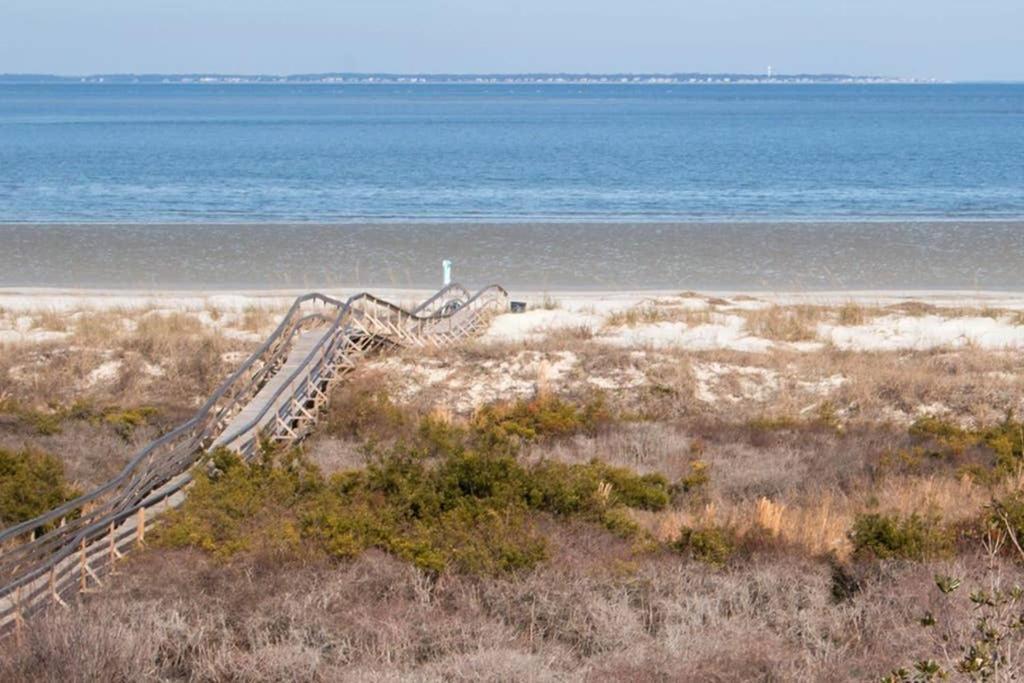 Pelican Point Unobstructed Beach Views Beach Access Out Back Door! Harbor Island Exteriér fotografie